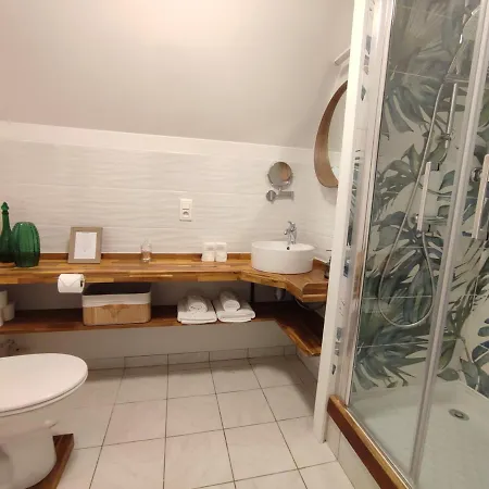 Bed & Breakfast Aux Couleurs D'esteil