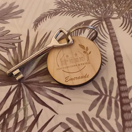 Aux Couleurs D'esteil Bed & Breakfast 4*