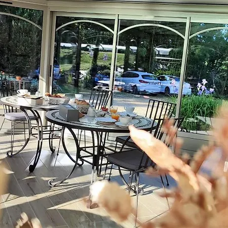 Bed & Breakfast Aux Couleurs D'esteil Sainte-Nathalène