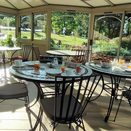 Aux Couleurs D'esteil Bed & Breakfast Sainte-Nathalène