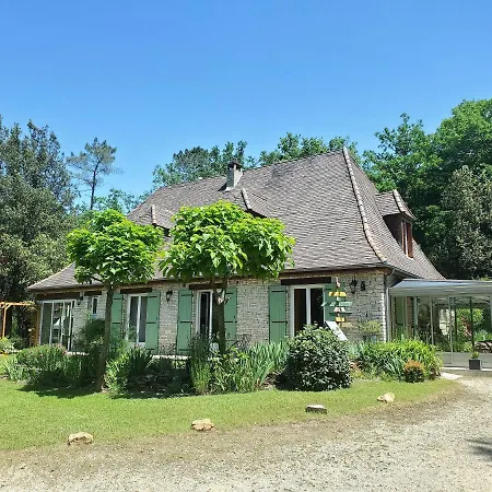 Aux Couleurs D'esteil Bed & Breakfast