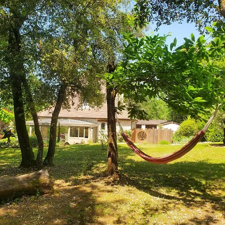 Aux Couleurs D'esteil Sainte-Nathalène