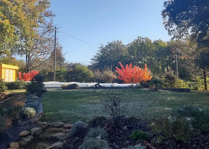 Aux Couleurs D'esteil Bed & Breakfast Sainte-Nathalène