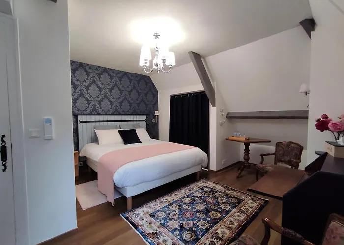 Aux Couleurs D'esteil Bed & Breakfast Sainte-Nathalène