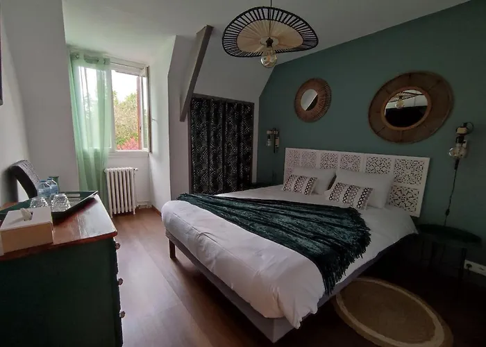 Couette-café Aux Couleurs D'esteil